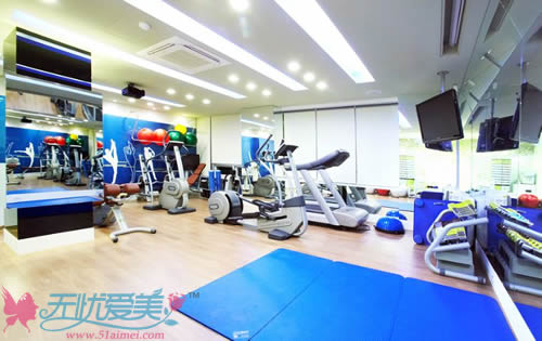韩国巴诺巴奇整形医院韩国巴诺巴奇整形医院3楼健身房